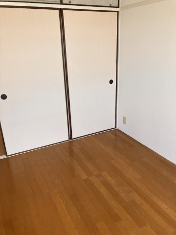 神戸市東灘区渦森台２丁目の賃貸マンションの居間・リビング