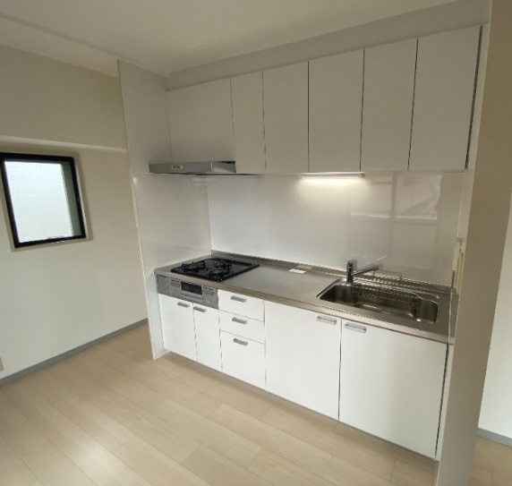 芦屋市業平町の賃貸マンションのキッチン