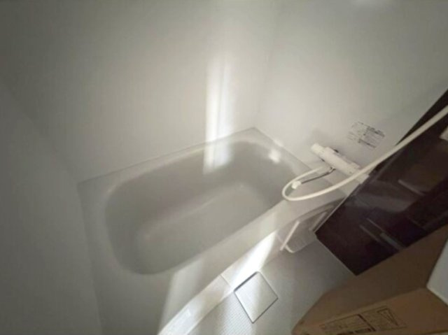 神戸市中央区熊内町４丁目の賃貸マンションの浴室