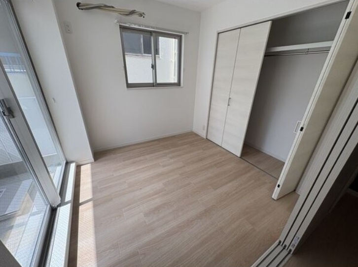 神戸市中央区熊内町４丁目の賃貸マンションの居間・リビング