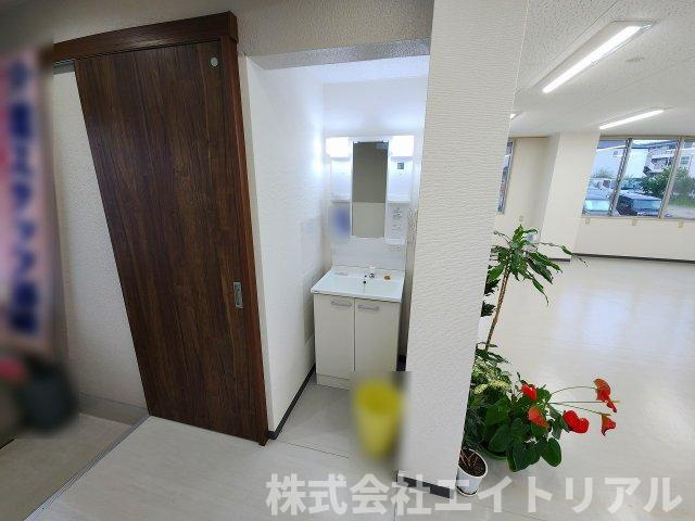 みよし市三好町上　貸店舗・事務所の内装