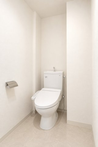 北区東十条２丁目の賃貸マンションのトイレ