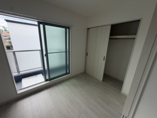 【洋室】 | グラン寝屋川