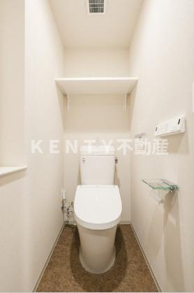 【トイレ】 | コンフォリア戸越公園 | 落ち着いた色調のトイレです