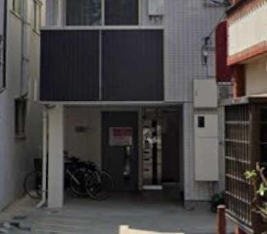 アクシス墨田のエントランス