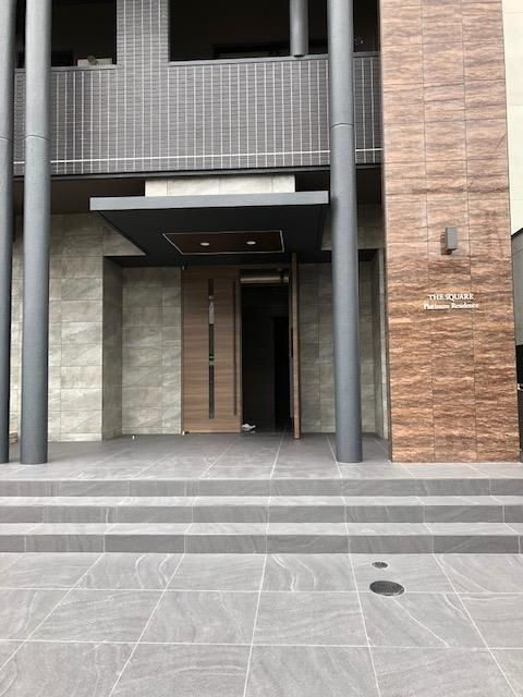 THE SQUARE・Platinum Residenceのエントランス
