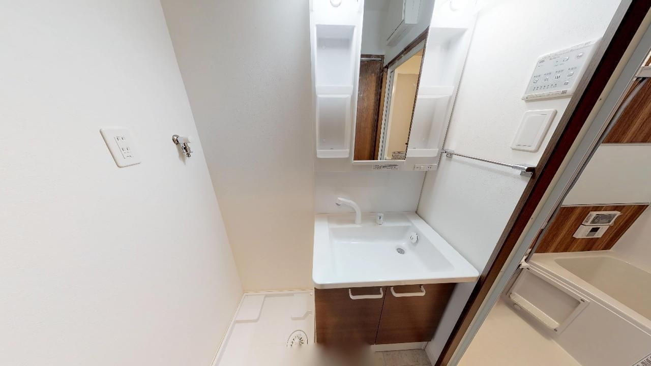 THE SQUARE・Platinum Residenceの洗面所