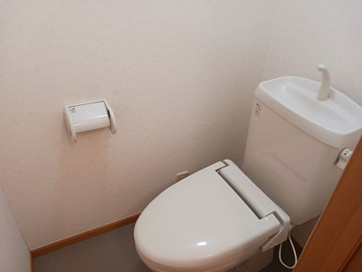【トイレ】 | ウッズ　ヒルズ | コンパクトで使いやすいトイレです