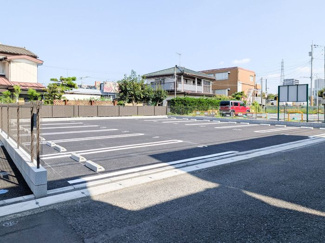 【駐車場】