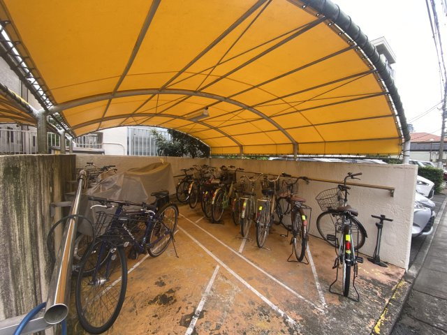 キャッスルメジェール川越の駐輪場|駐輪場