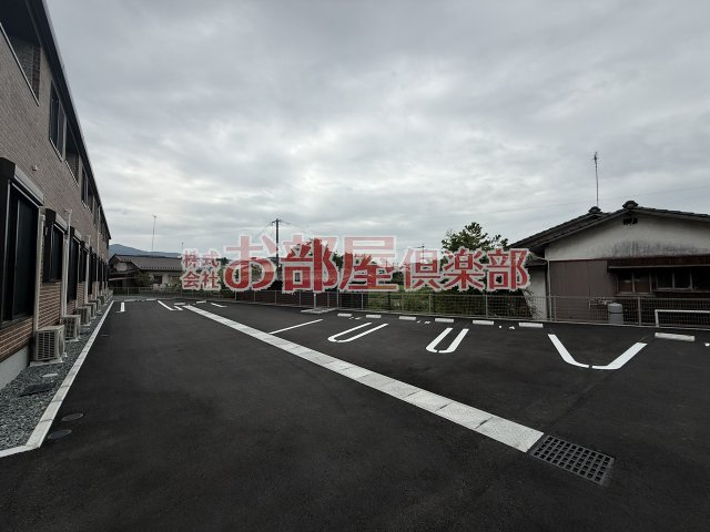 グリチーネの森の駐車場|駐車場に車を止められます