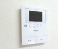 アルビレオのセキュリティ|モニター付きインターホンです。