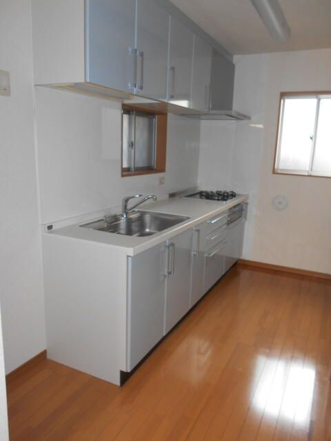 下馬１丁目戸建てのキッチン|きれいなキッチンです