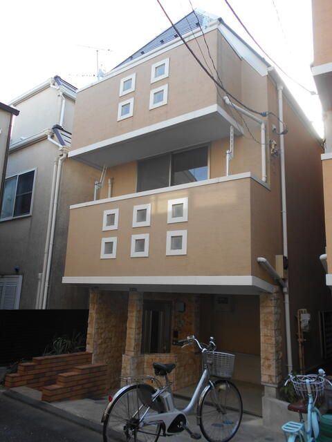 下馬１丁目戸建ての外観|外観もきれいです