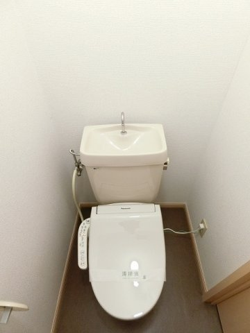 【トイレ】 | エルディム清和 | 落ち着いたトイレです