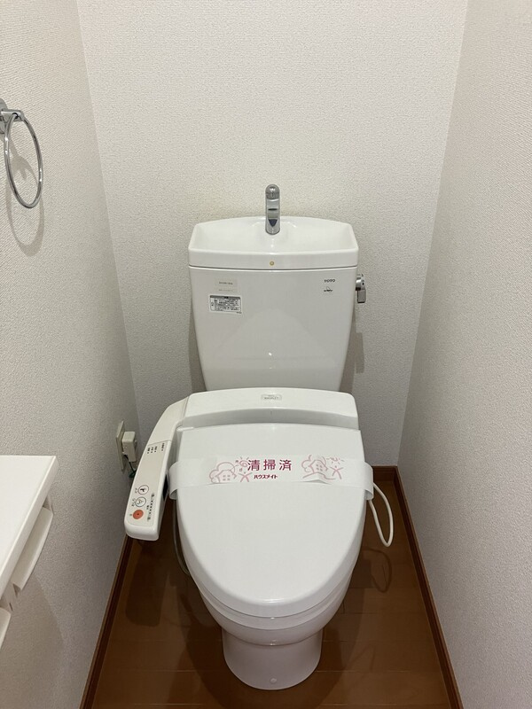レジデンス東櫛原のトイレ|シンプルで使いやすいトイレです