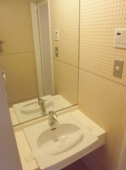 ROKA TERRAZZAの洗面所