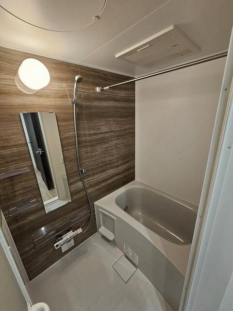 ウェルスクエア三軒茶屋Ⅴの浴室|日々の暮らしに欠かせないお風呂です