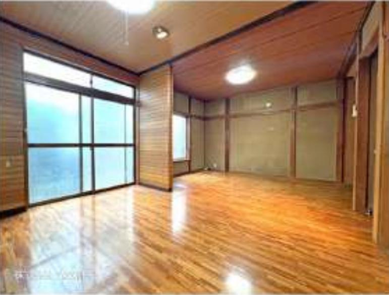 鶴ヶ島市上広谷　中古売戸建の洋室