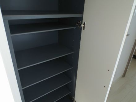 プレサンス難波ヴィータ　難波元町小学校区の玄関|プレサンス難波ヴィータ　下駄箱