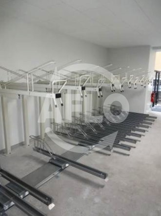 プレサンス難波ヴィータ　難波元町小学校区の駐車場|プレサンス難波ヴィータ　駐輪場
