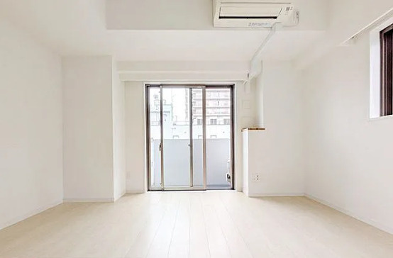 千代田区岩本町２丁目の賃貸マンションの居間・リビング