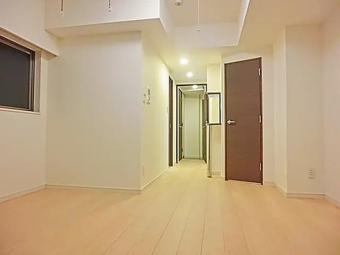 千代田区岩本町２丁目の賃貸マンションの居間・リビング