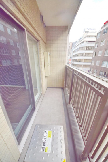 千代田区内神田２丁目の賃貸マンションのバルコニー