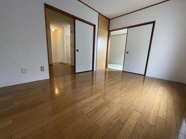 ガーデン・ハイツの洋室