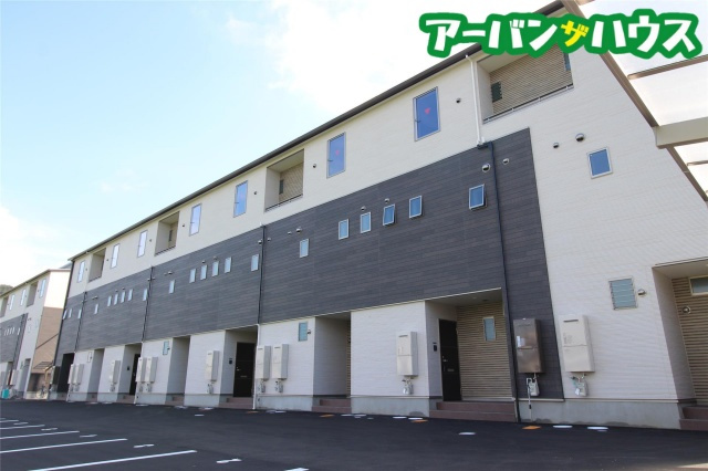 グランフルール庭瀬 Bの外観