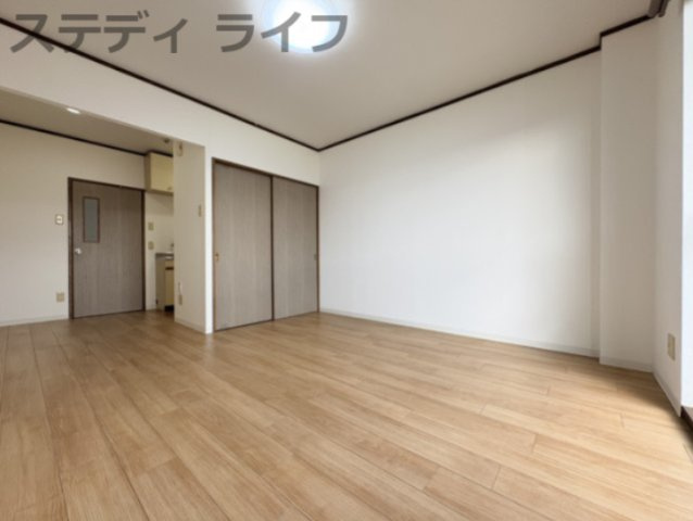 大垣市坂下町　バンクスの洋室|こちらは例として205号室の室内写真になります。