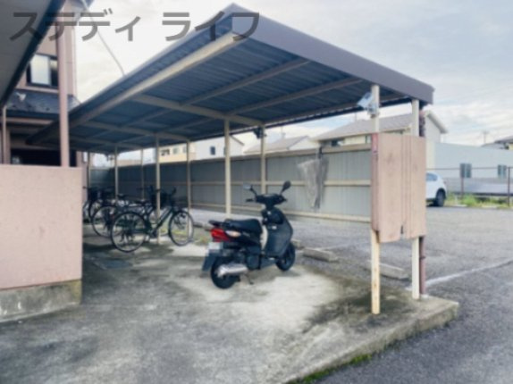 大垣市坂下町　バンクスのその他|駐輪場