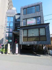近江八幡市中村町の店舗一部