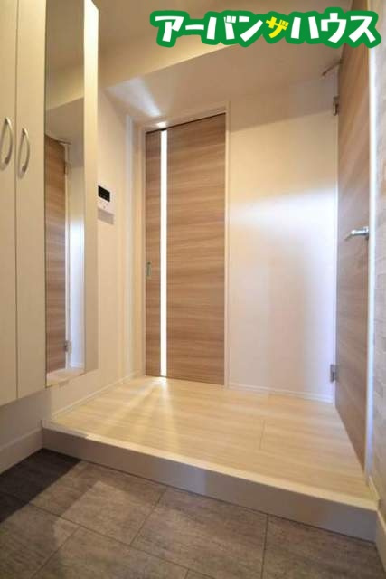 RESIDENCE NODAの玄関