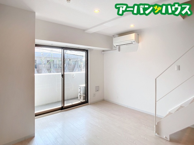Sereno東古松の居間・リビング