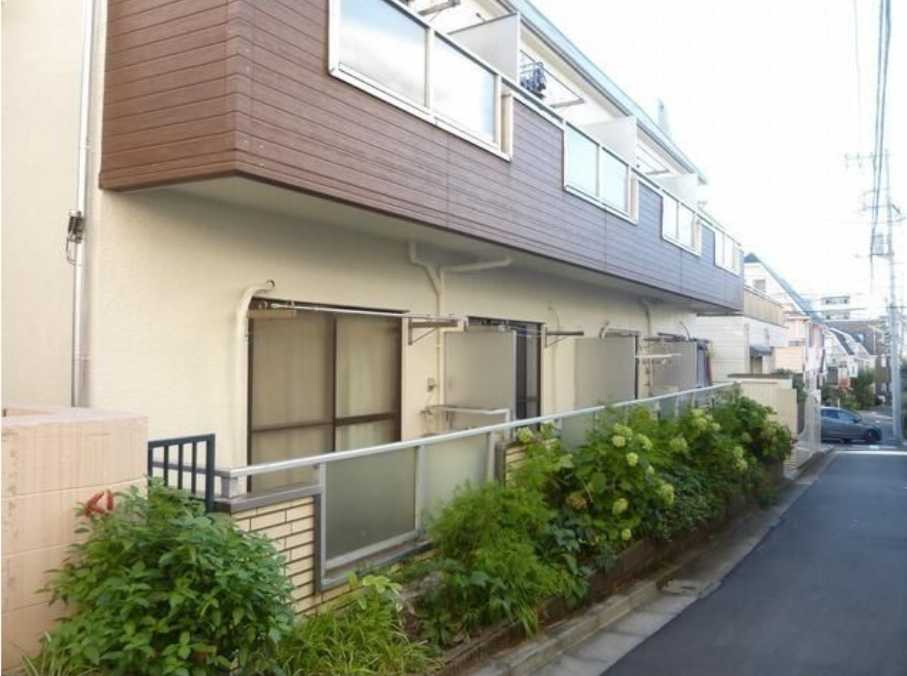 マルハイツ　TVドアホン　三軒茶屋エリア　洗濯機置場の外観