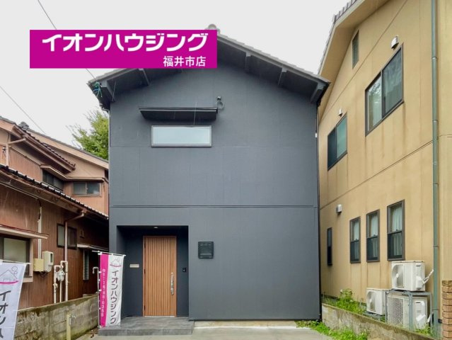 金沢市寺町4丁目　中古住宅♪