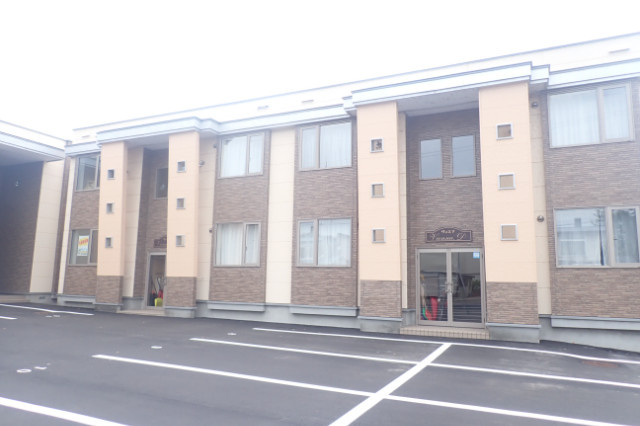 旭川市緑町２０丁目のアパート