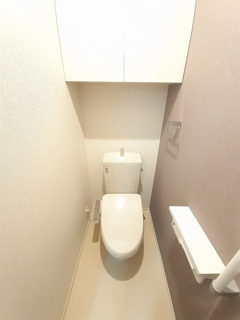 グラン・シャリオ伊勢崎　弐番館のトイレ