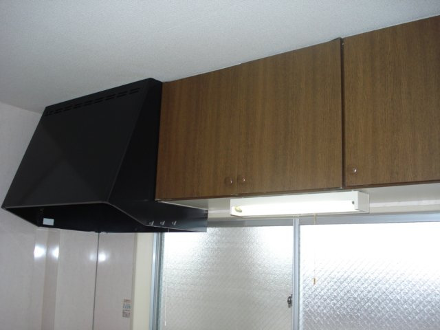グランドポリス９２のキッチン|吊り戸棚（イメージ）