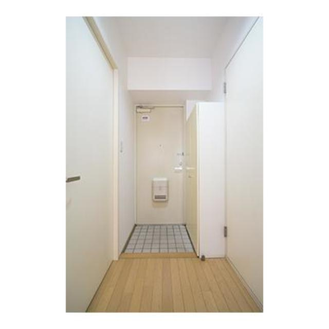カーサパルマスの玄関|※写真は同タイプ住戸です。