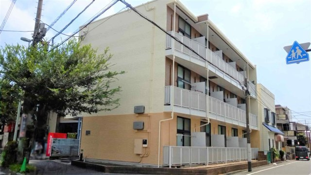 レオパレスメイ　トルチェの外観