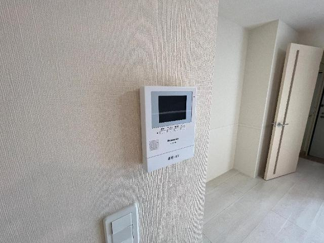 アルバの内装|カメラ付インターホン