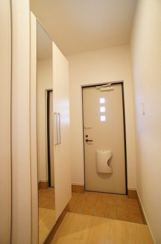 コッティ・グロー　Ⅰの玄関