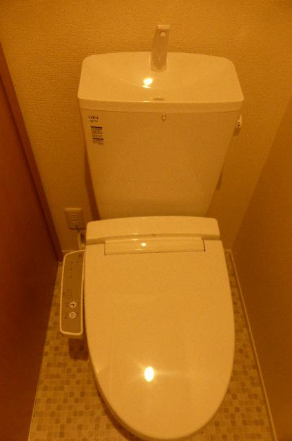 フィカーサ東大宮のトイレ