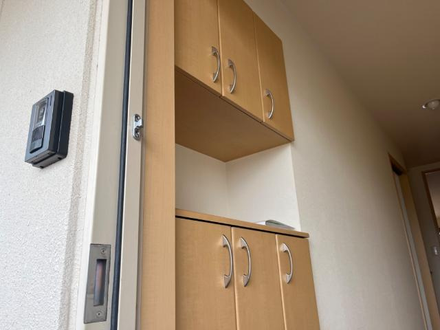 ボヌールの内装|下駄箱