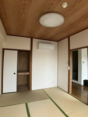 花こう第１ビルの内装