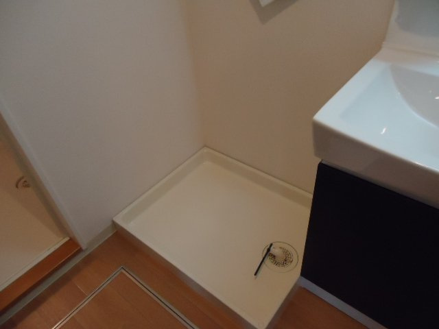 パルティールのその他|室内洗濯機置場