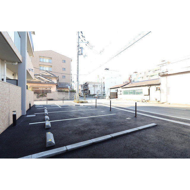 プランドール天王寺SOUTHの駐車場