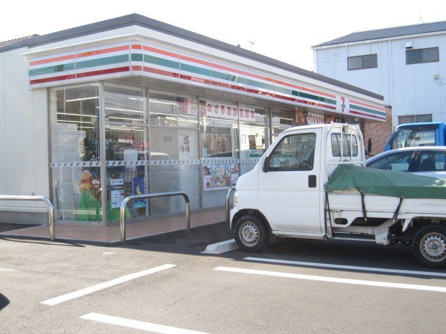 ファミーユⅠの周辺|セブンイレブンまで450m